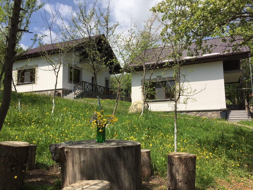 Park Village 2*