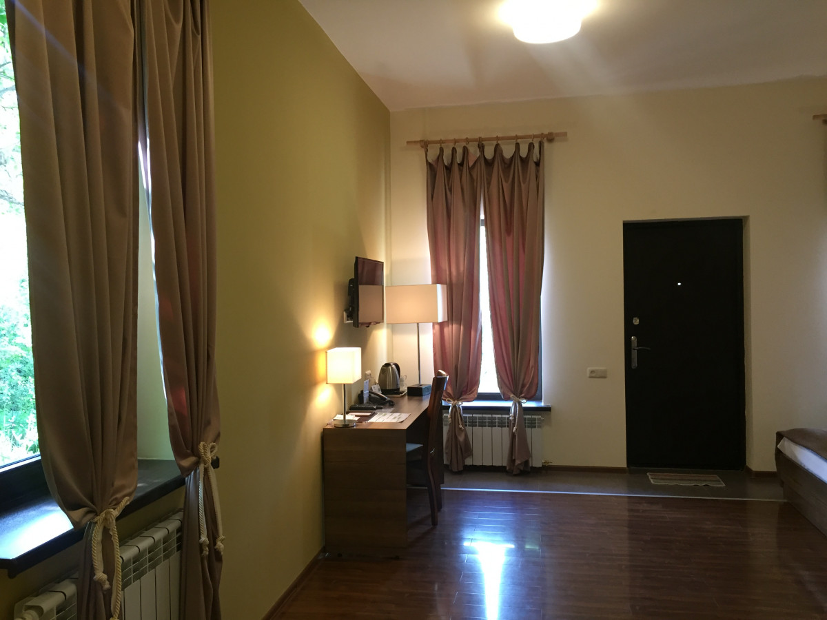 Park Village 2*