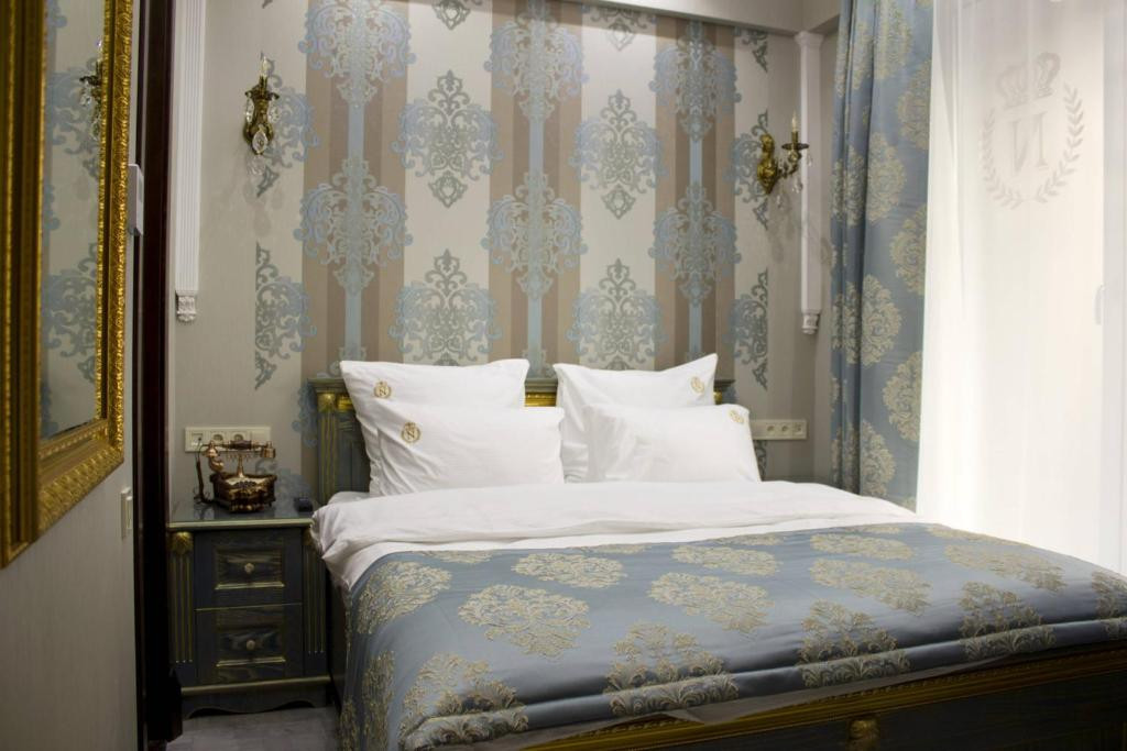 Neapol Boutique 4*