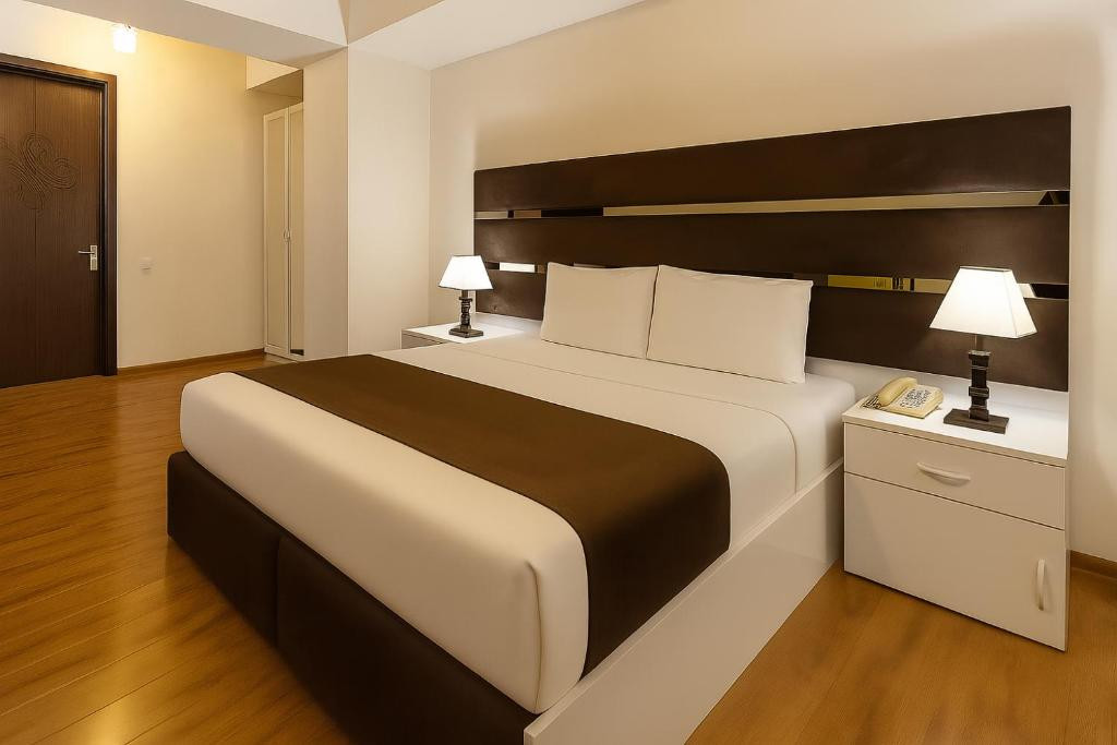 Grand Palace 3*