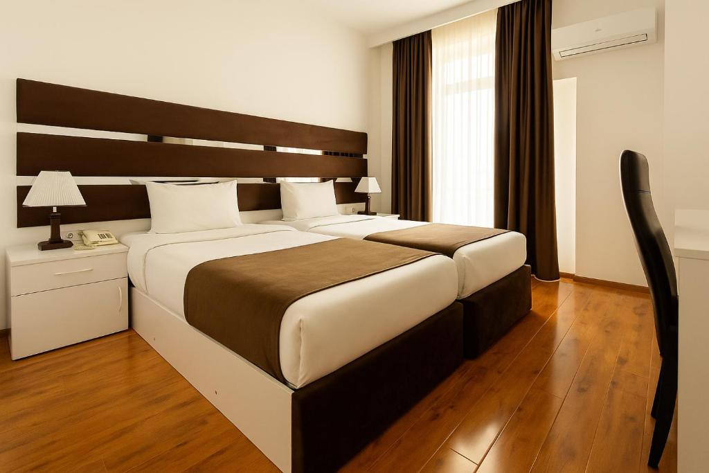 Grand Palace 3*