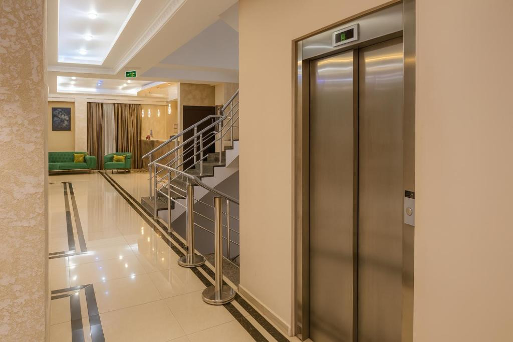 Grand Palace 3*