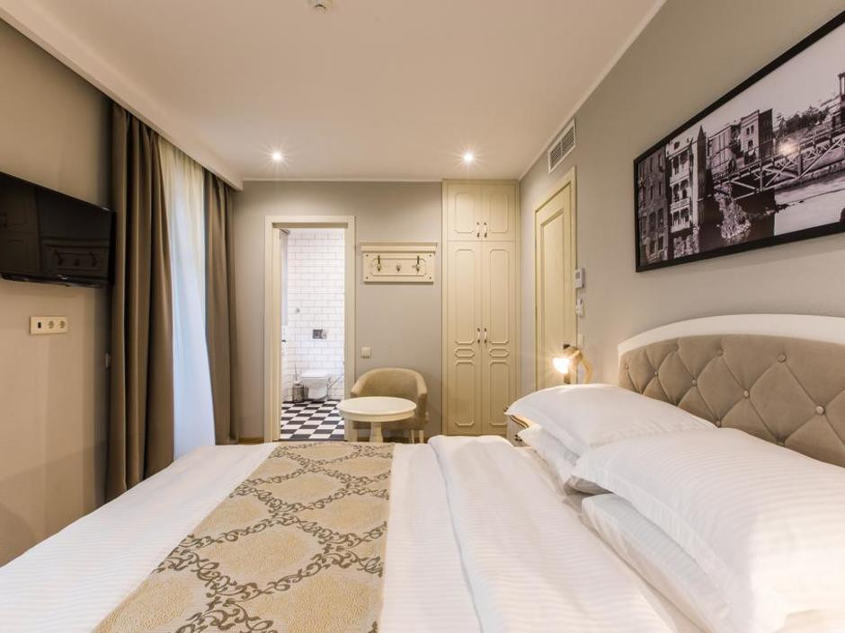 Khokhobi Hotel 4*