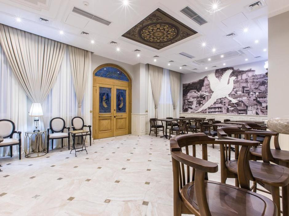 Khokhobi Hotel 4*