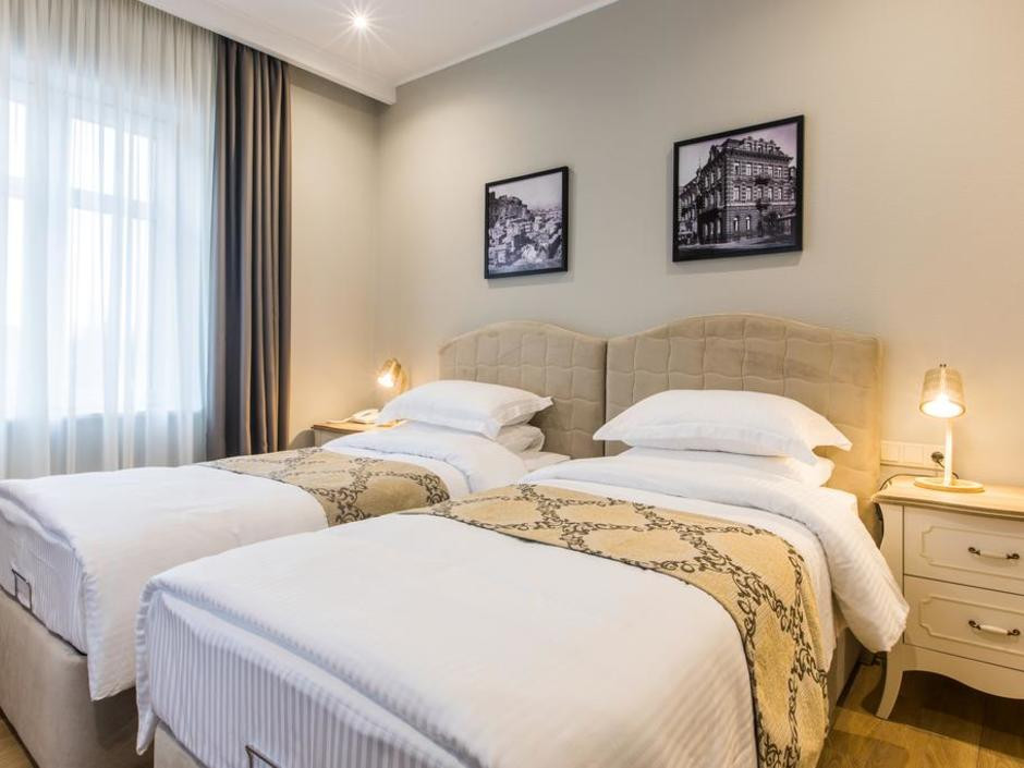 Khokhobi Hotel 4*