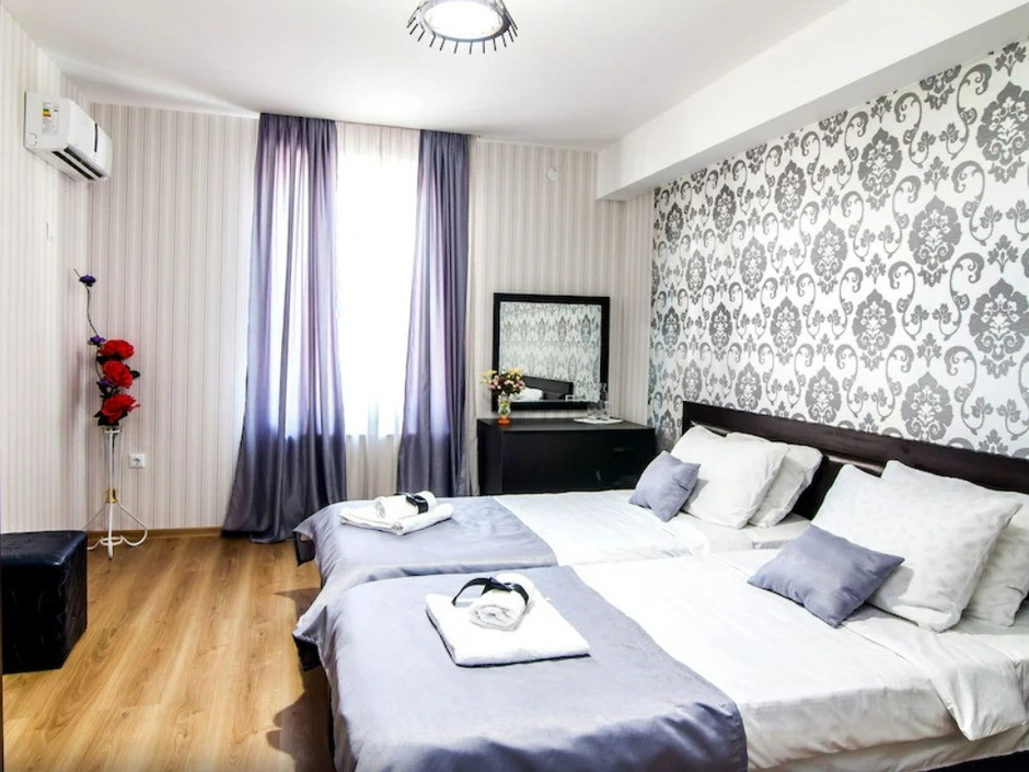 Ellegance Hotel 3*