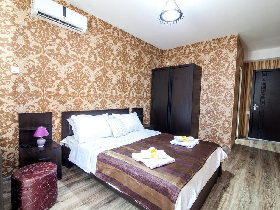 Ellegance Hotel 3*