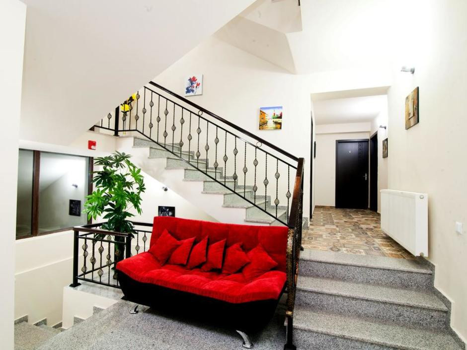 Ellegance Hotel 3*