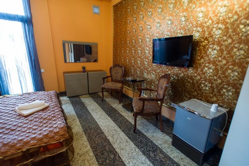 Amber Hotel 3*