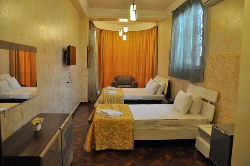 Amber Hotel 3*