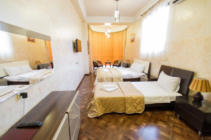 Amber Hotel 3*