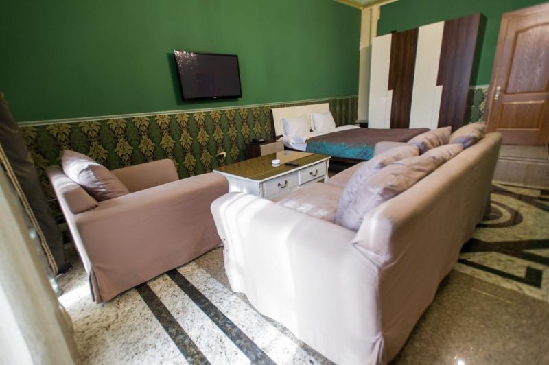 Amber Hotel 3*