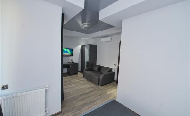 Basi Hotel 3*