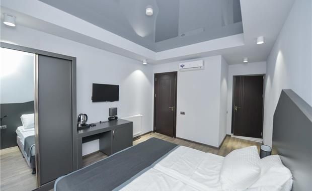 Basi Hotel 3*