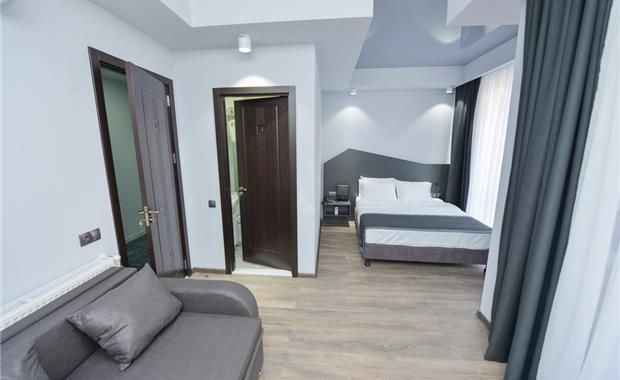 Basi Hotel 3*