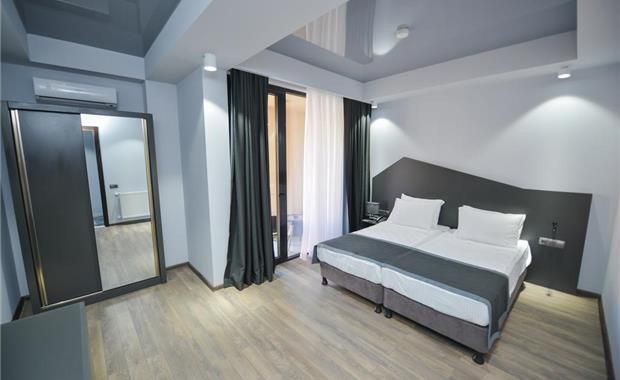 Basi Hotel 3*