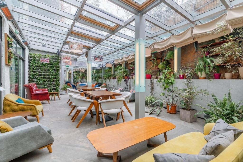 Best Western Tbilisi City Center 4*