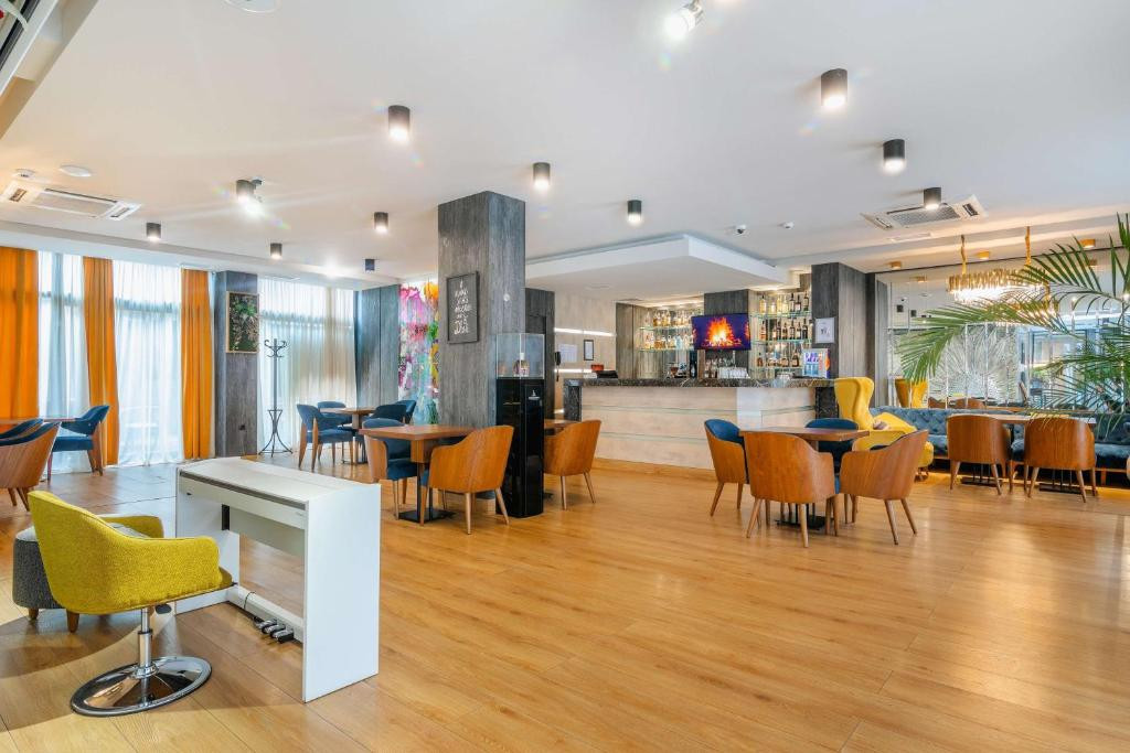 Best Western Tbilisi City Center 4*