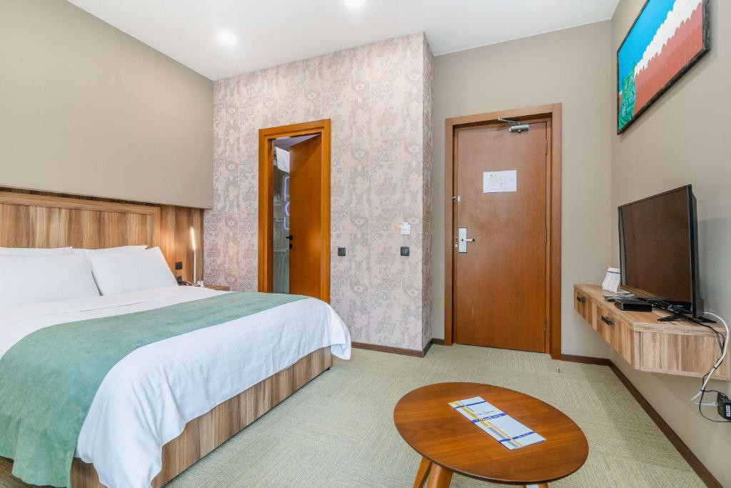 Best Western Tbilisi City Center 4*