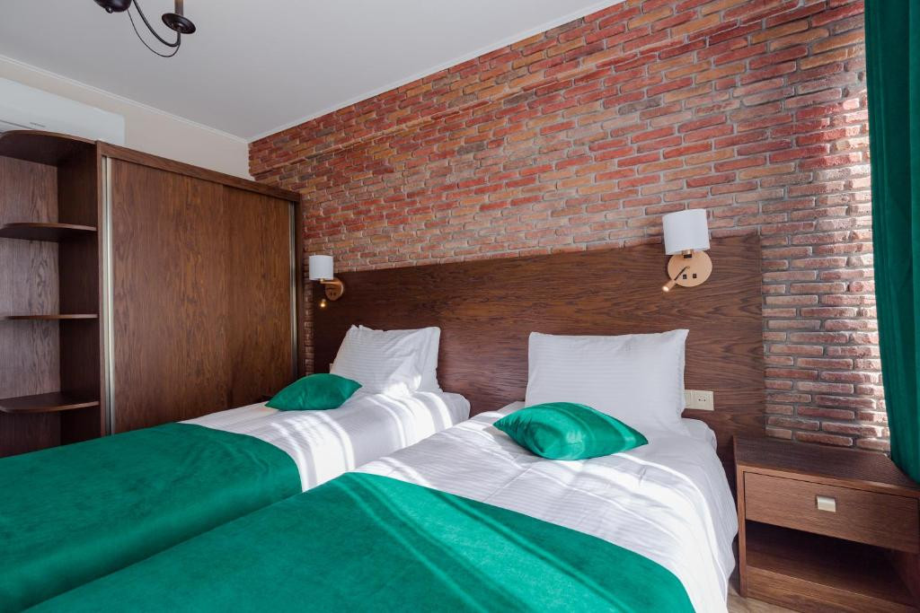 Bloom Hotel 4*