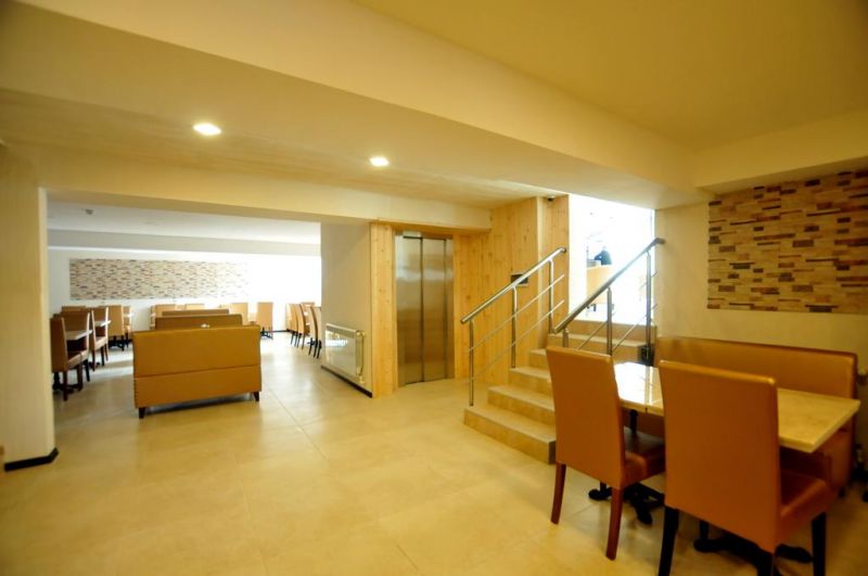 Bm Plaza 4*