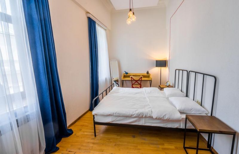 Brotseuli Hotel 2*