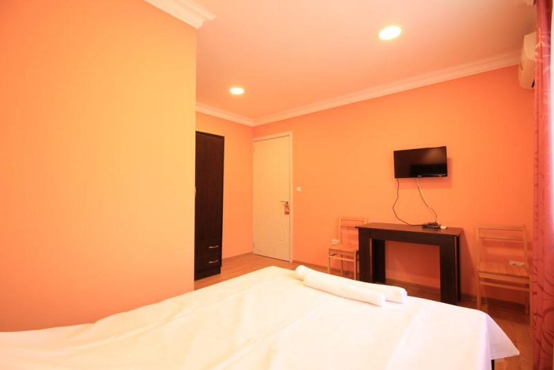 California Hotel 3*