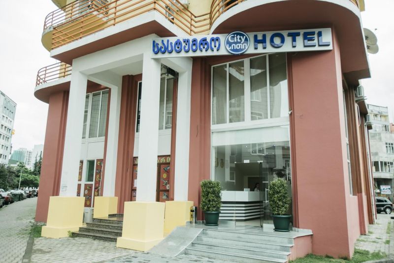 City Hotel 3*