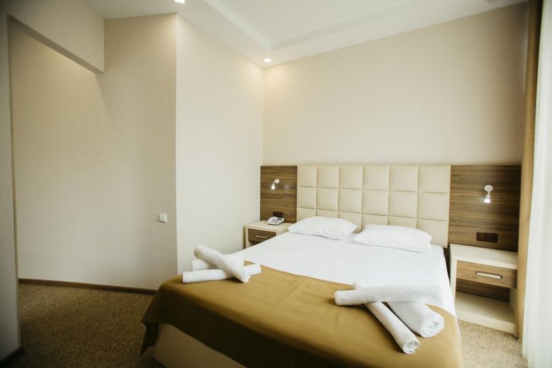 City Hotel 3*
