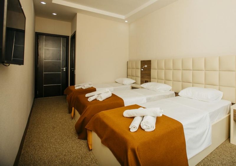 City Hotel 3*