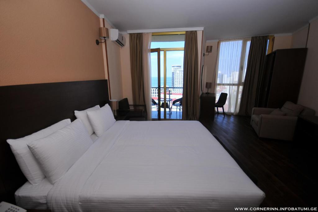 Corner Inn 4*