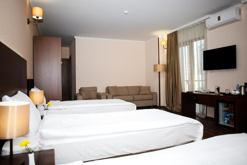 Corner Inn 4*