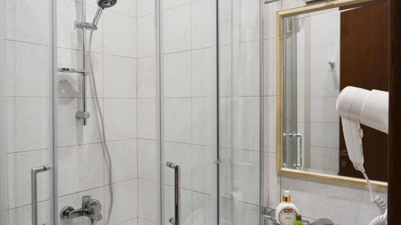 Eleon Boutique Hotel 3*