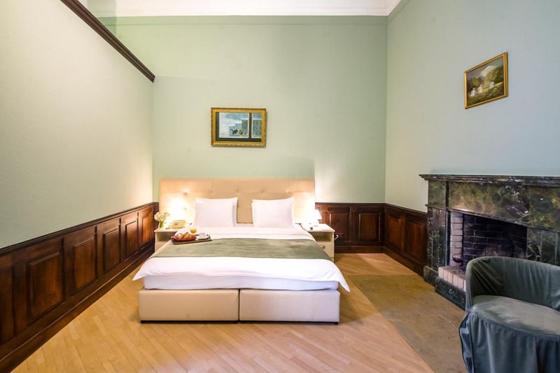 Emigrant Boutique Hotel 4*