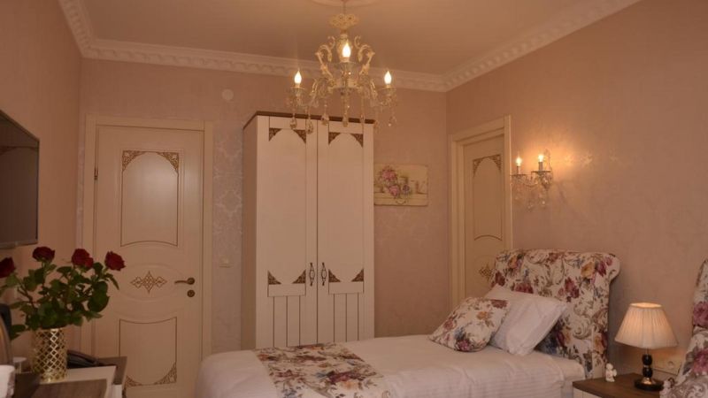 English Home Hotel Tbilisi 4*