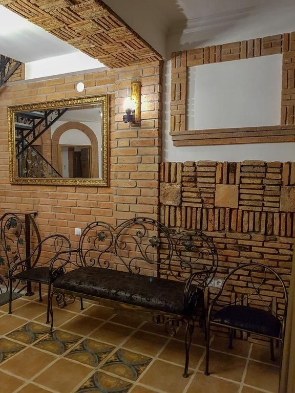 Janashia Hotel 4*