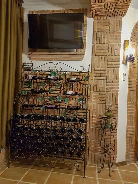 Janashia Hotel 4*