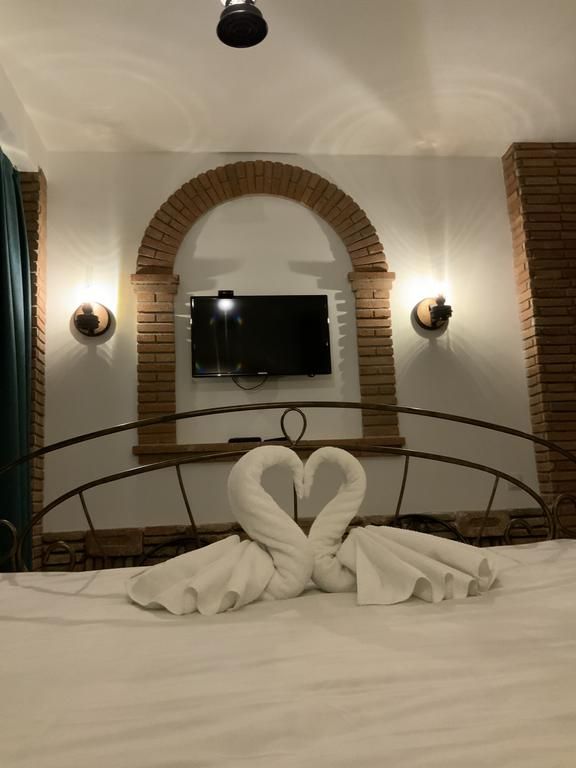 Janashia Hotel 4*