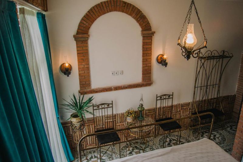 Janashia Hotel 4*