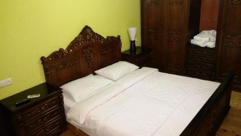 Leon Hotel 2*