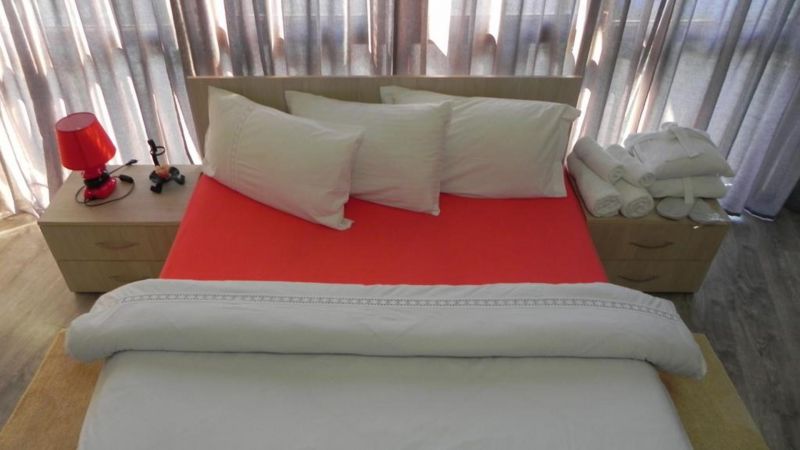 Leon Hotel 2*