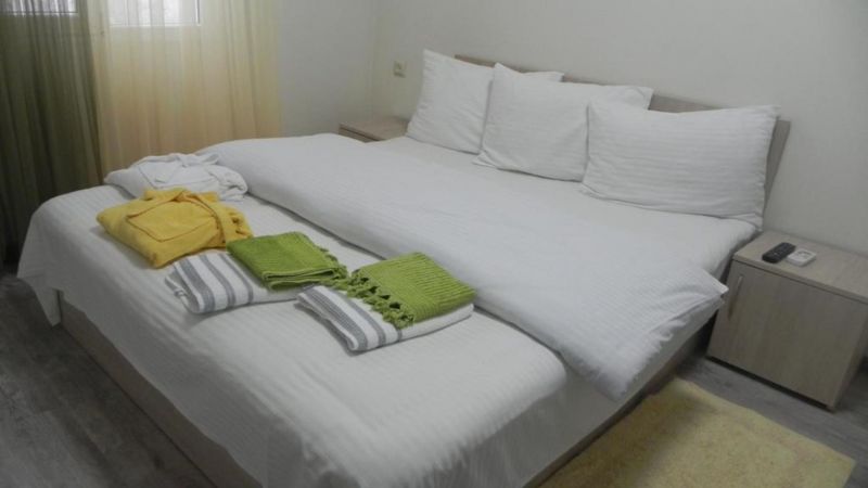 Leon Hotel 2*