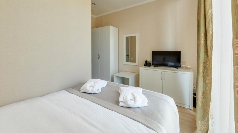 Lisi Hills Hotel 4*