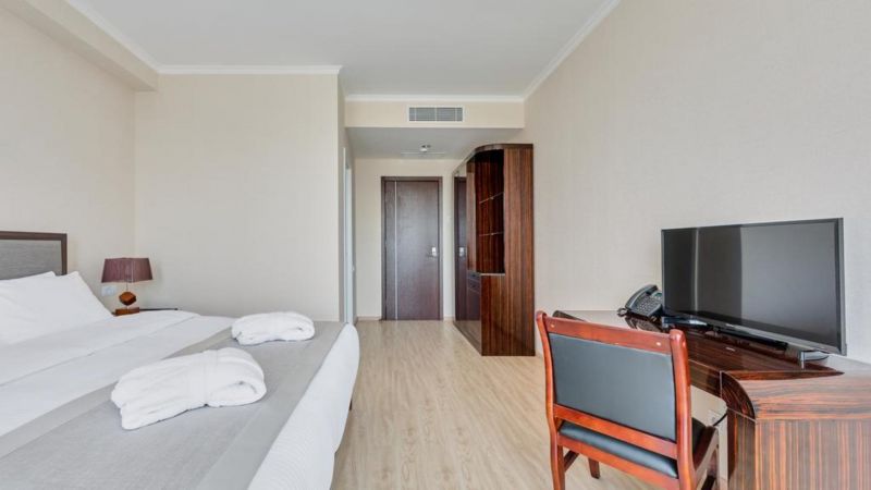 Lisi Hills Hotel 4*