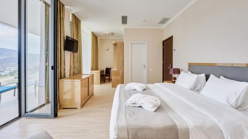 Lisi Hills Hotel 4*
