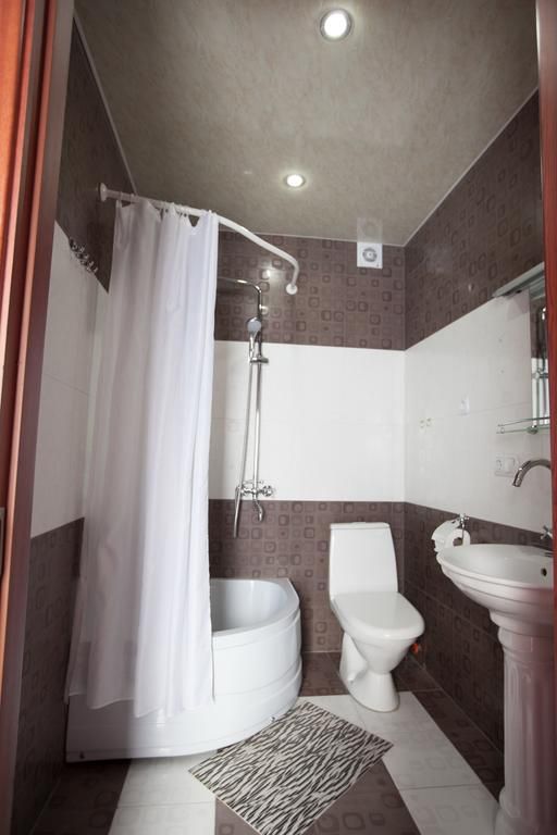 Lodge 3*