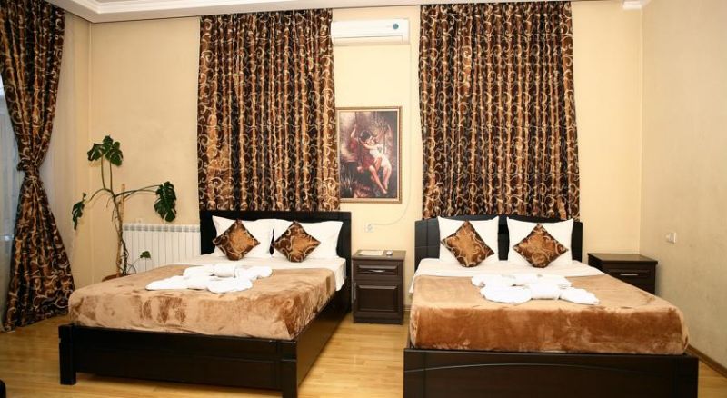 Majestic Hotel 3*