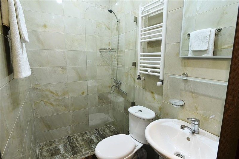 Mgk Hotel 3*