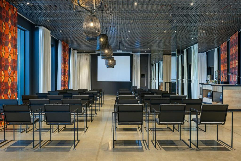 Moxy Tbilisi By Marriott 4*
