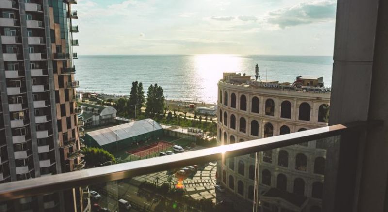 Orbi Sea Towers Apart Hotel 3*